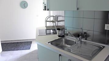 Apartamento, 2 habitaciones, fumadores, balcón | Interior