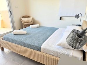 Apartment, 2 Bedrooms, Smoking, Balcony | 3 bedrooms