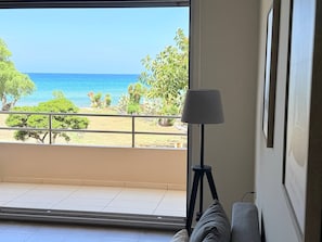 Apartment, 2 Bedrooms, Smoking, Balcony | Interior