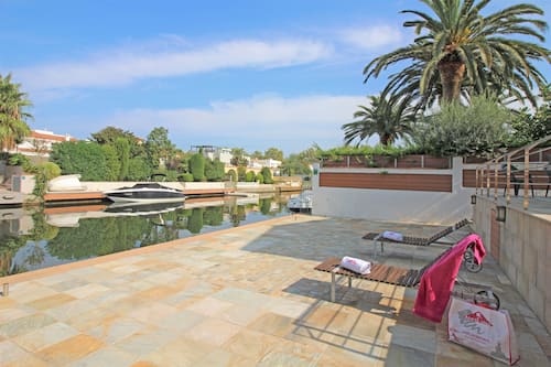 Vil·la | Piscina | Piscina coberta i piscina a l'aire lliure
