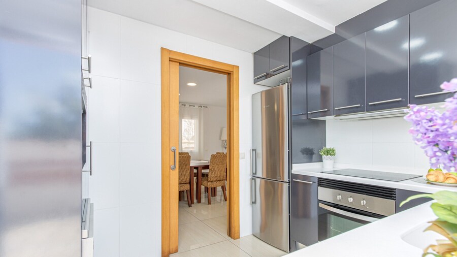 Luxury Canal House With Mooring