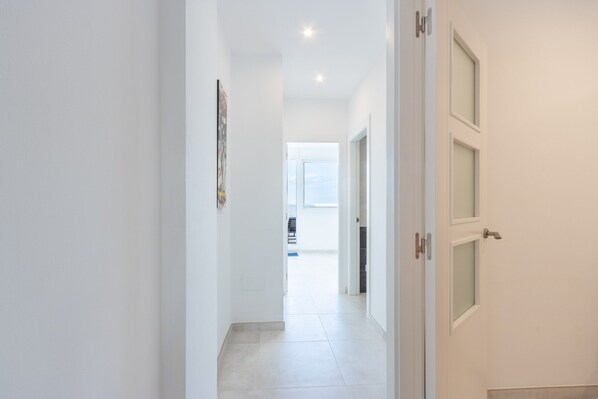 شقة | 3 عدّة غرف نوم ومكواة/لوح كي