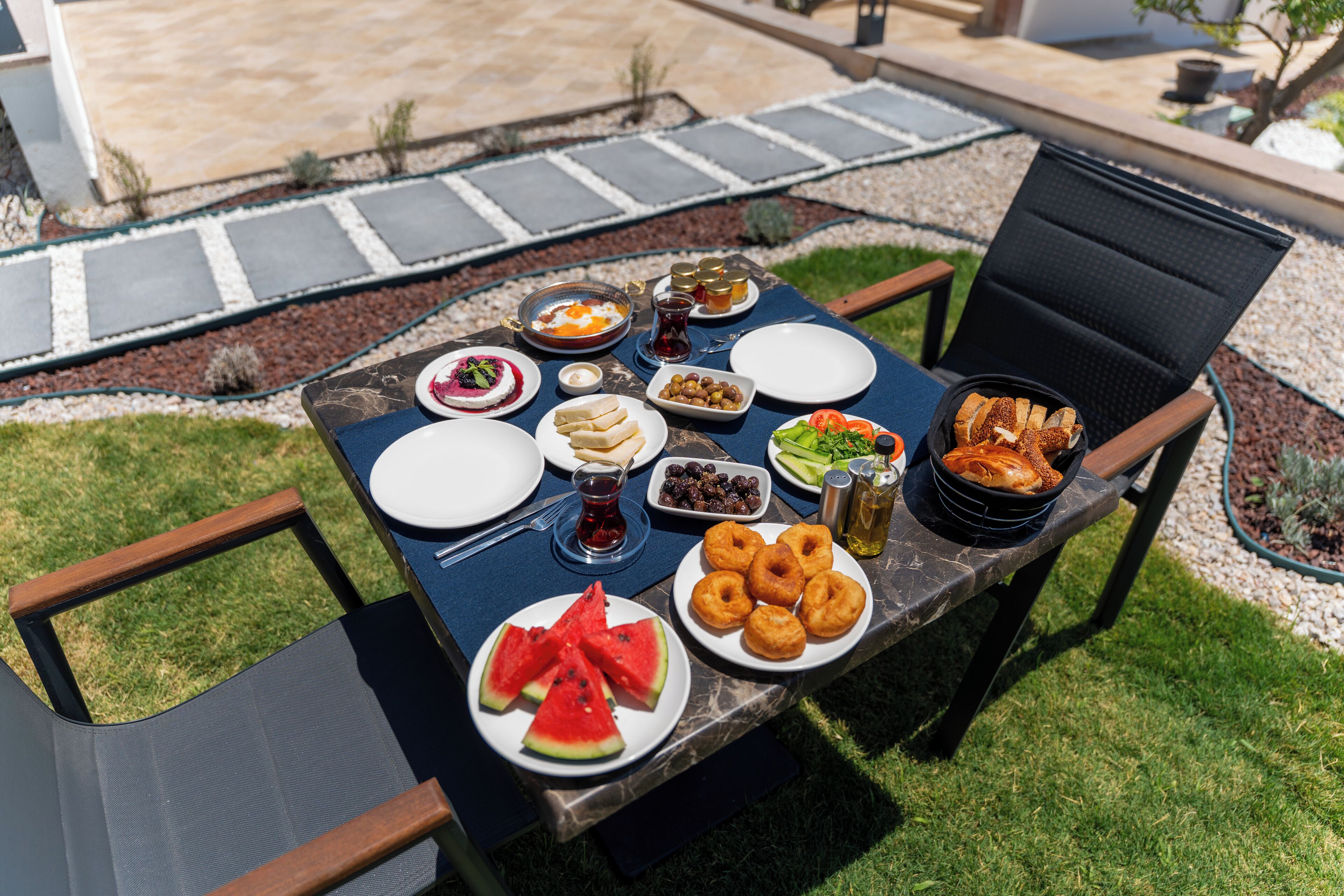 Free daily local cuisine breakfast