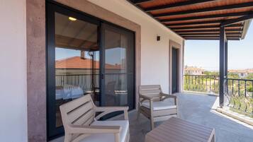 Chambre Double Deluxe, terrasse, vue mer | Terrasse/Patio