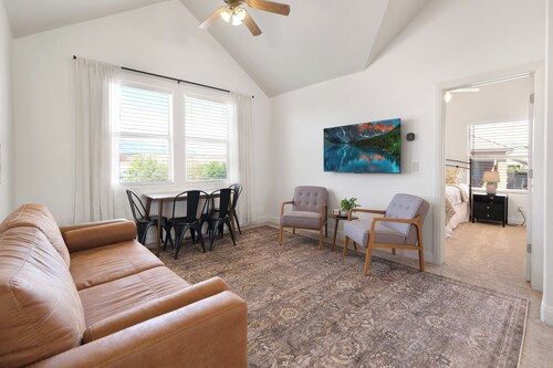 Kick back in this comfortable 2-bedroom casita with two king beds, full kitchen, TV, & Laundry unit