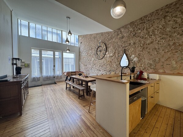 Apartment | Private kitchen - Loft in Le Mans Near Historic Old Town (Le Mans)