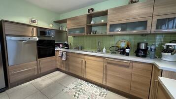 House | Private kitchen