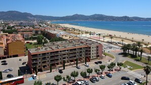 Apartment | Exterior - Apartment in Empuriabrava With Sea Views (Castello d'Empuries)