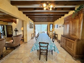House | Dining - Spacious Group Stay Near Le Mans Circuit (Changé)