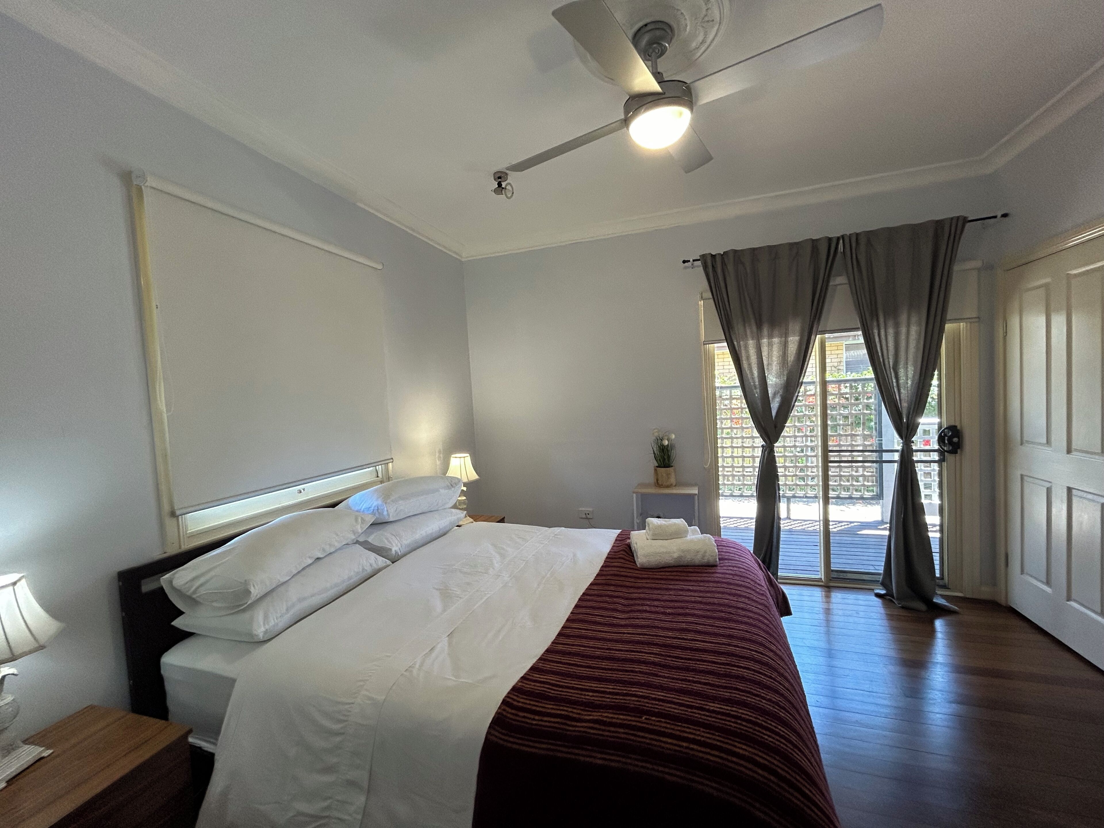 4 Schlafzimmer, Bügeleisen/Bügelbrett, kostenloses WLAN, Bettwäsche