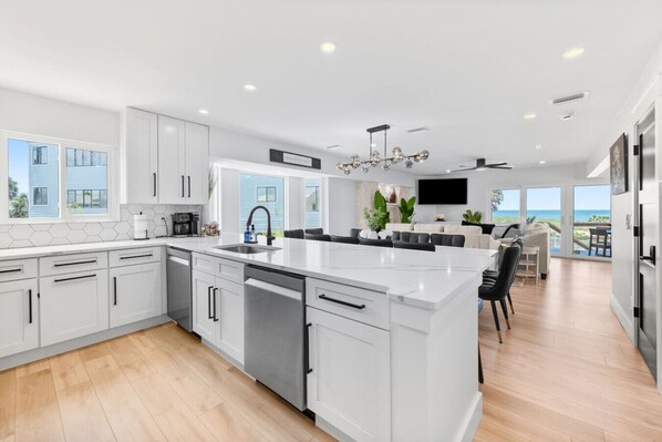 Fridge, microwave, oven, stovetop - Luxury Direct Ocean Front, Near Downtown, Heated Pool, Hot Tub, Game Room, Sleeps 28, Pets (St. Augustine)