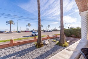 Apartment | Exterior - Apartment in Empuriabrava With Beach Access (Castello d'Empuries)