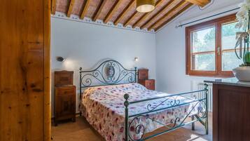 2 Schlafzimmer, Reisekinderbett, kostenloses WLAN