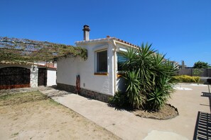 Villa | Exterior