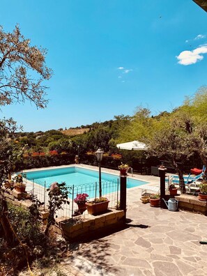 Piscine extérieure