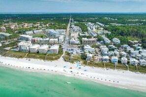 Beach nearby - Gulf Place 30A! Walk to Beach! Pools! Tennis Court! (Santa Rosa Beach)