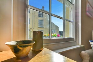 House | Dining - Cottage in old Fisherman's Village, No Deposit (Torpoint)