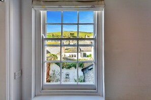 Rumah | Pemandangan dari properti