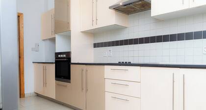 Polo Heights -Sky Suites