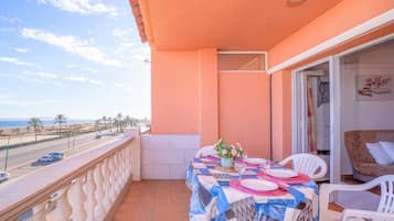 Apartment | Speisen im Freien