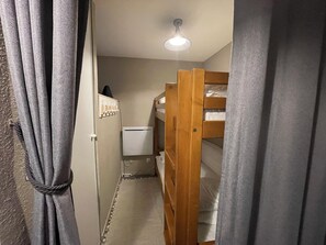 2 bedrooms, WiFi