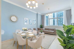 Interior - StayShort - Premium 2BR in Dubai Marina - Sleeps 4! (Dubai Marina)