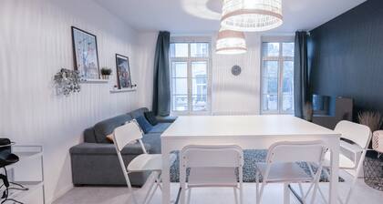 Urban Calm - Bright & Modern Stay