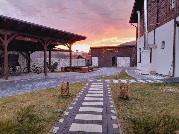 Luxury Double Room, Balcony, Mountain View | Garden view