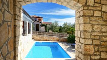 Villa | Pool | Indoor pool, outdoor pool