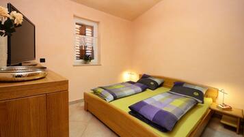 Villa | 3 bedrooms, individually furnished, iron/ironing board