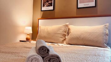 1 quarto, Wi-Fi de cortesia, roupa de cama