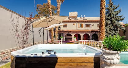 Fliphaus + Villa Wine House - Escorihuela Gascon Winery + Daily Cleaning