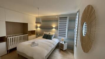 Villa | 4 bedrooms, iron/ironing board