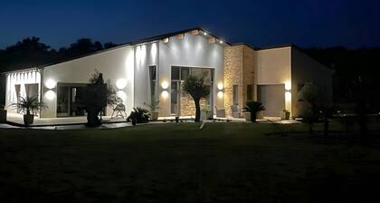 Villa in Saint-corneille With Private Jacuzzi