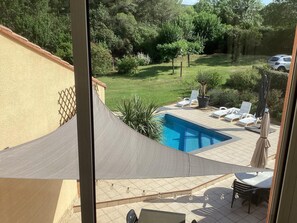 Balcony - Villa in France With Private Pool & Garden (Prades-sur-Vernazobre)