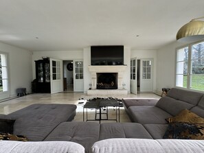 House | Living room