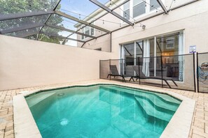 A heated pool - Magical Stay Near Disney / Pool + Resort Access (Kissimmee)