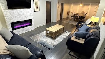 Televisor intel·ligent i llar de foc