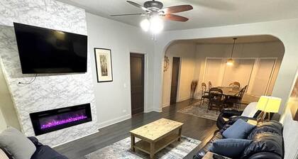 Cozy Main Floor Rental