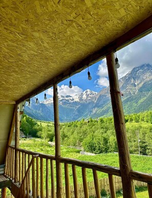 Front of property - Qvis sakhli (Mestia)