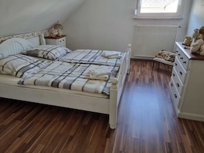3 chambres, draps fournis