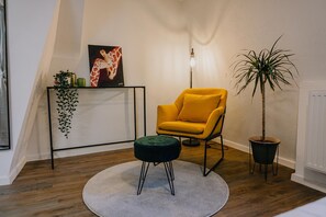 Living room - Apartment in Koblenz Near Deutsches Eck (Koblenz)