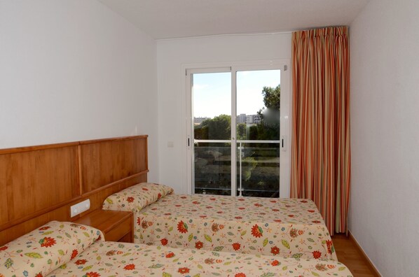 Apartment | 3 bedrooms, iron/ironing board