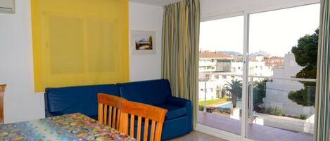 Apartment | Living room