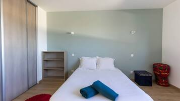 Villa | 5 bedrooms, iron/ironing board