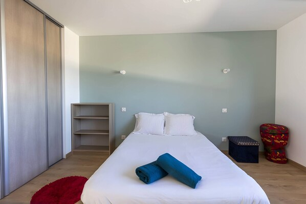 Villa | 5 bedrooms, iron/ironing board