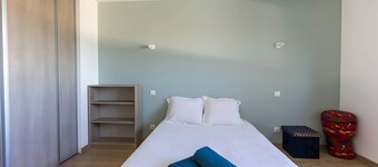 Modern Villa for 10 With Private Pool