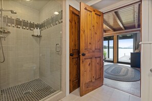 Hair dryer, towels - Flathead Lake Cabin with Private Dock and Views (Somers)