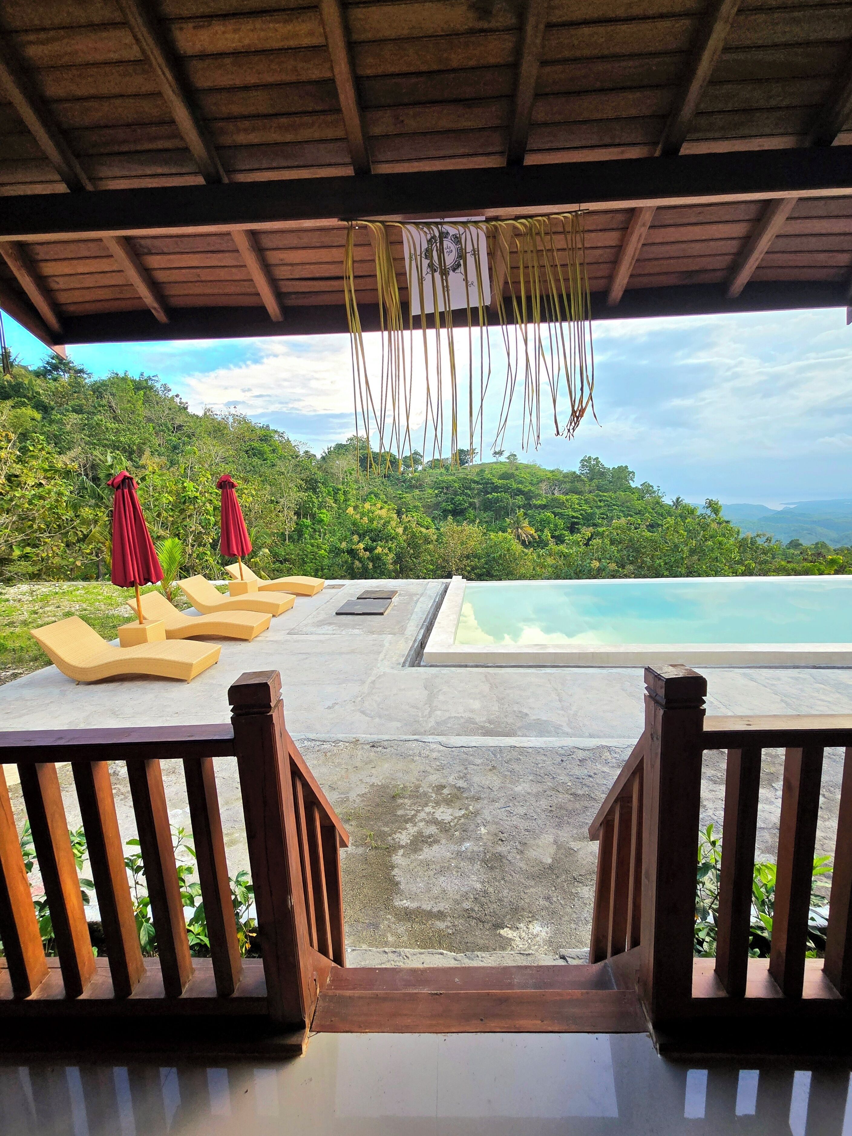 豪華單人房, 1 張加大雙人床, 可使用泳池, 海景 | 客房景觀