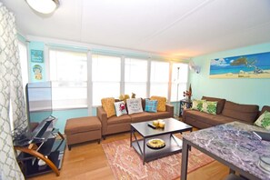 Maison, 3 chambres | Aire de séjour | Services de diffusion en continu